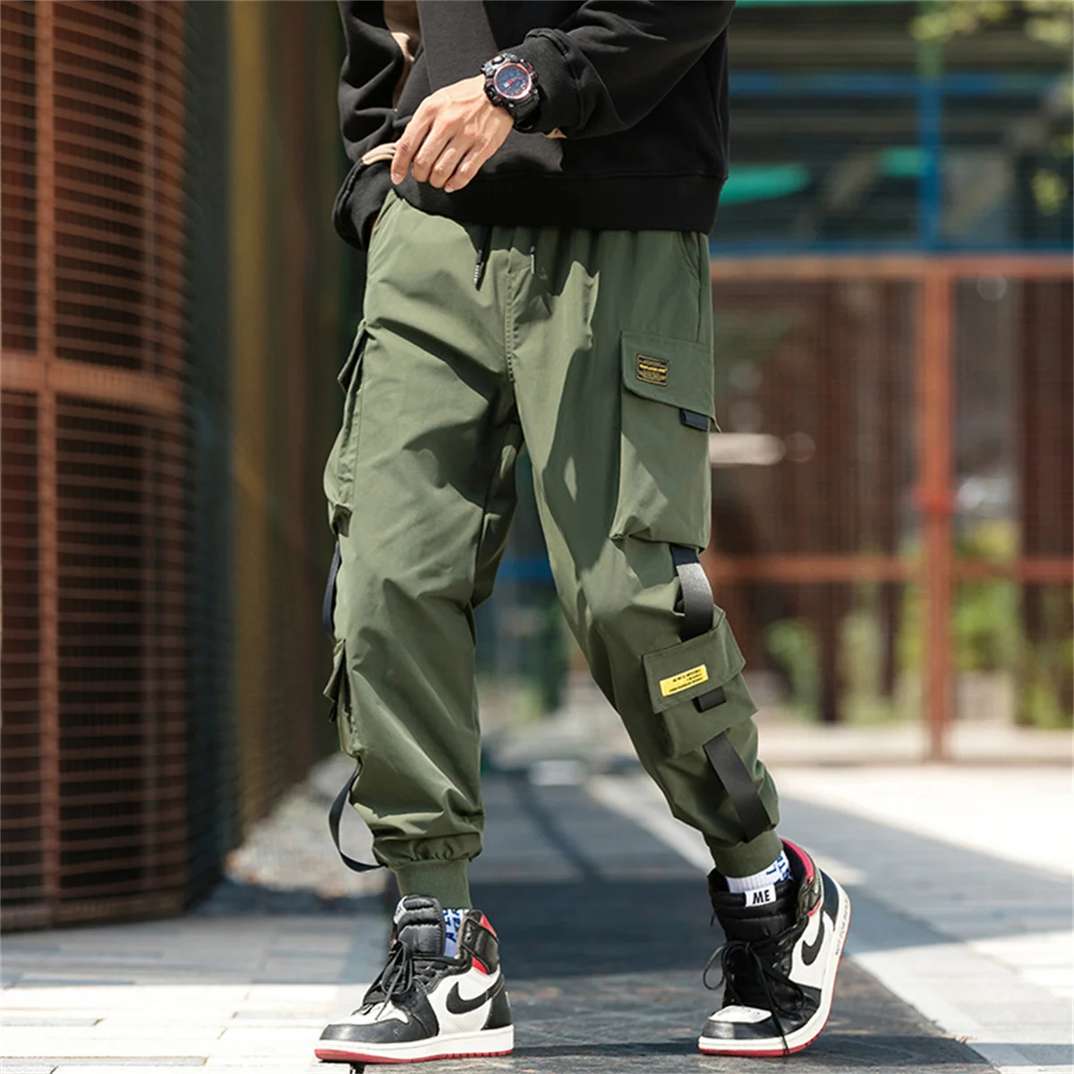Pantalones Cargo negros para hombre, ropa de calle informal de Hip Hop, varios bolsillos, cintas Harajuku, pantalones de chándal Techwear