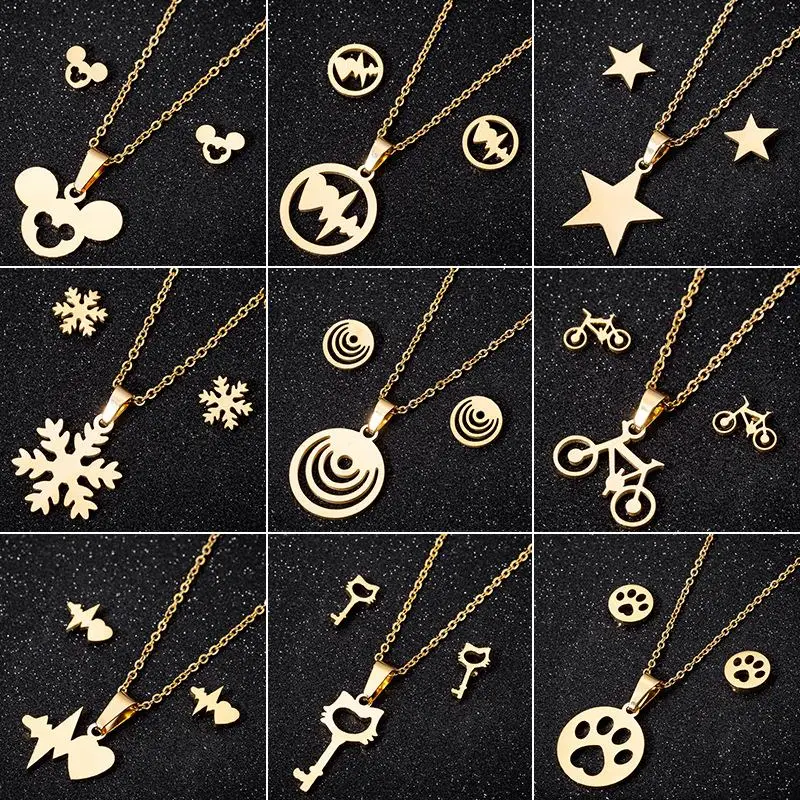 10 Pieces Fashion Snowflake Earrings Christmas Gift Jewelry Set Cute Mickey Heartbeat Key Valentine's Day Fashion Set for Women