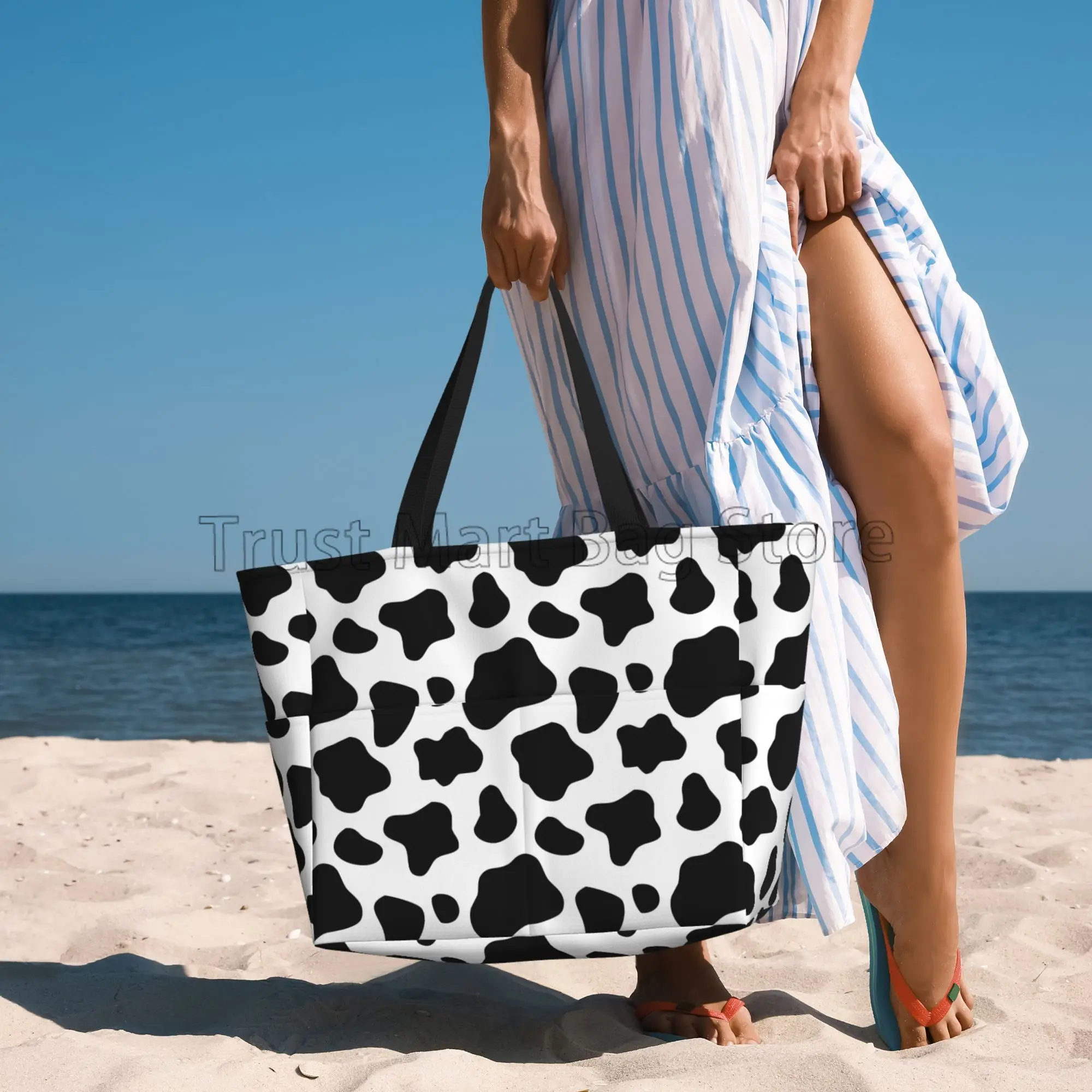 Cow Print Large Waterproof Beach Bag for Women Sandproof Tote Bag Pool Bag with Zipper and Pockets for Travel Vacation Gym