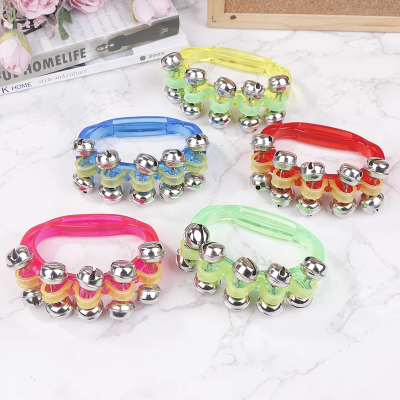 5 colori doppia fila di metallo jingles tenuto in mano percussioni mezza luna tamburelli strumento musicale per la scuola materna campana a mano giocattolo