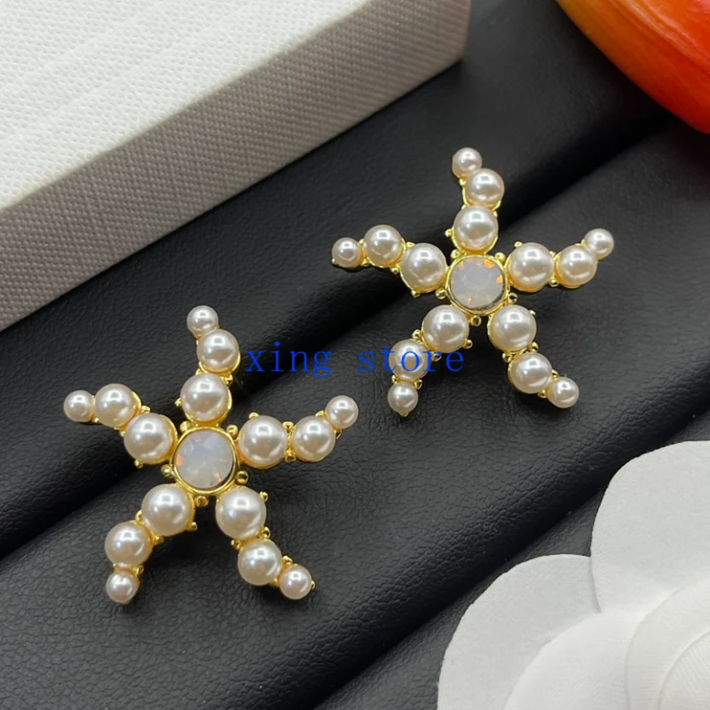 

2024 New Fashionable Sweet Round Simulated Pearl Inlaid with Stars Women's Earrings