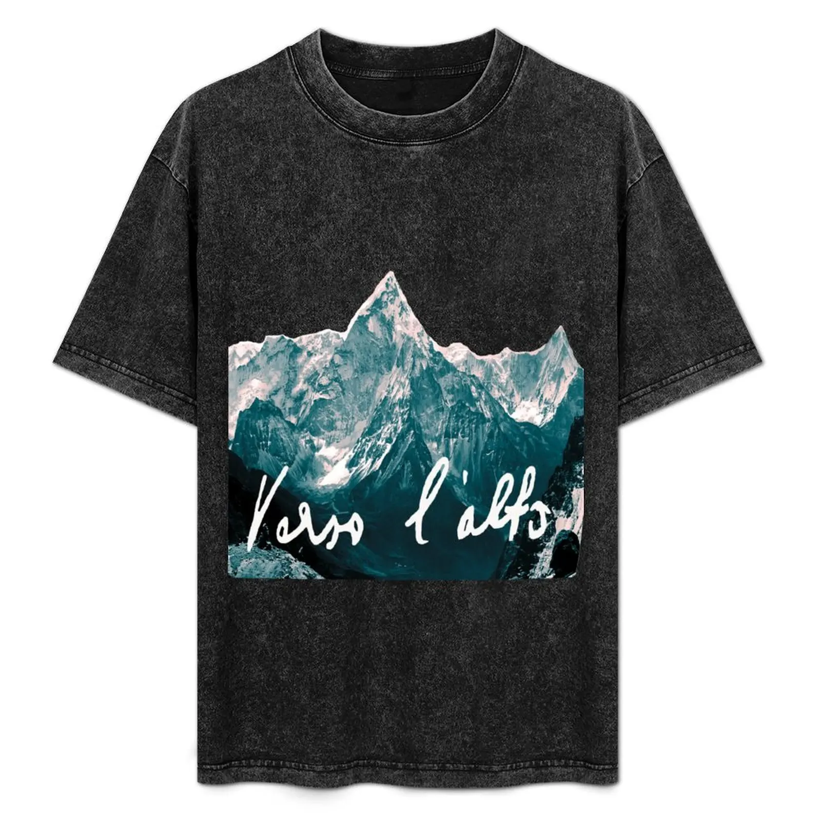 

To the Heights! T-Shirt Retro Graphic Print T-Shirt