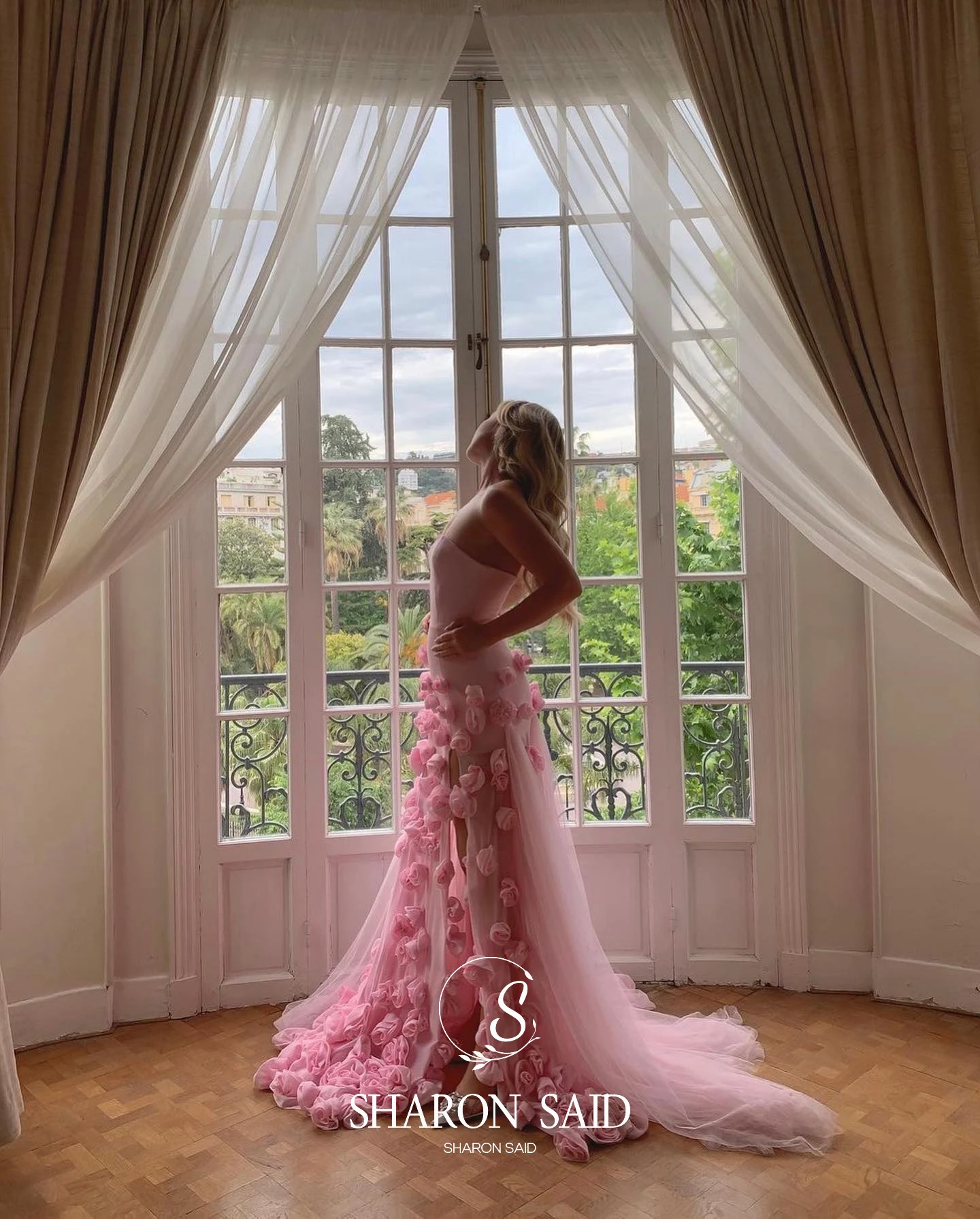 Sharon Said Dubai Elegante Burgunderrote Blumen-Abendkleider mit Langem Seitenschlitz 2026 Hochzeit Formelles Mädchen-Partykleid SS207 Maßanfertigung – Detail 6