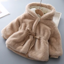 Cappotto invernale per ragazze cappotto con cappuccio a maniche lunghe imbottito in pelliccia di visone Super caldo cappotti con cappuccio per bambini giacca per bambini capispalla in peluche