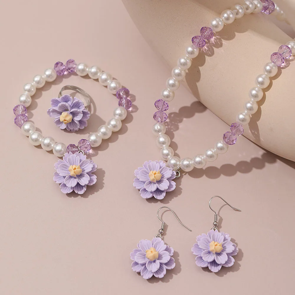New European and American Light Luxury Niche Design Sweet Imitation Pearl Flower Pendant Children\'s Necklace Four-piece Set
