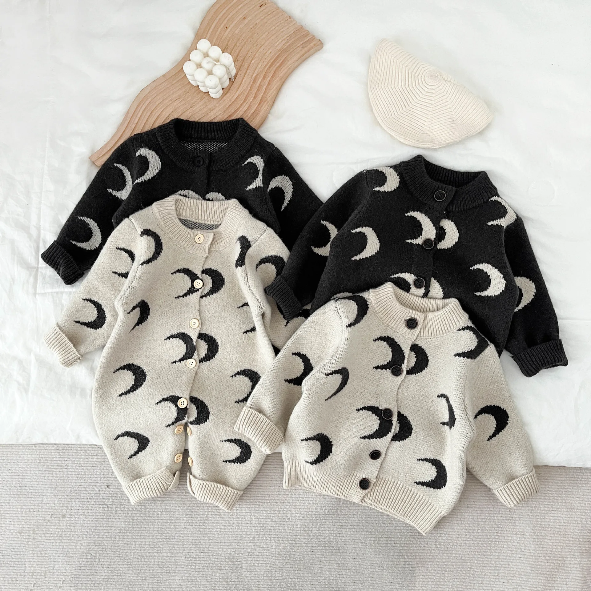 HoneyCherry Cute Baby Moon Pattern Knitted Cardigan Printed Sweater Out Romper Suit Knitted Sweater