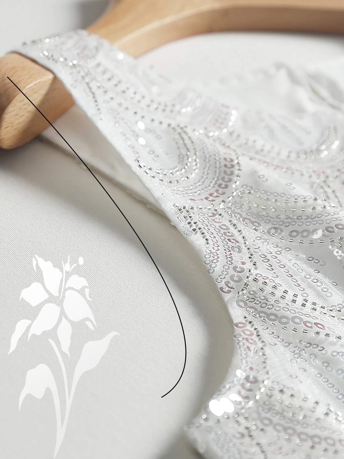 Top elegante e moderno para festas - camisa sem mangas com lantejoulas brilhantes, perfeita para uso diário - design texturizado.