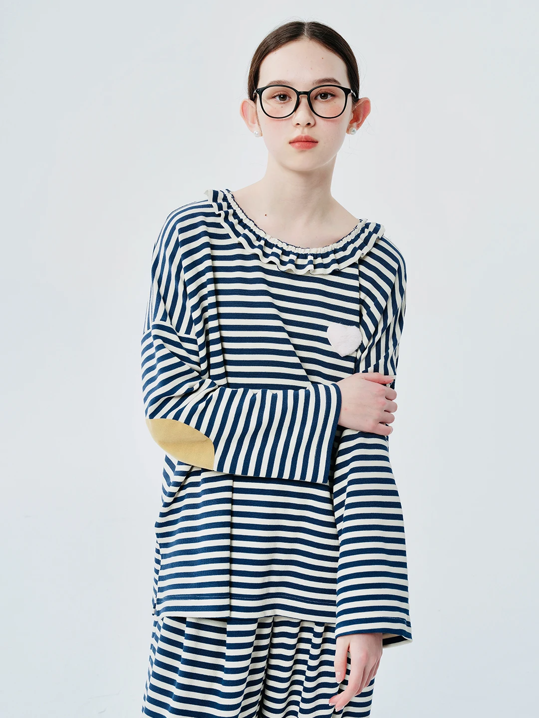 

IMAKOKONI original design striped blue lace stitching collar love patch long-sleeved polka dot T-shirt 244527