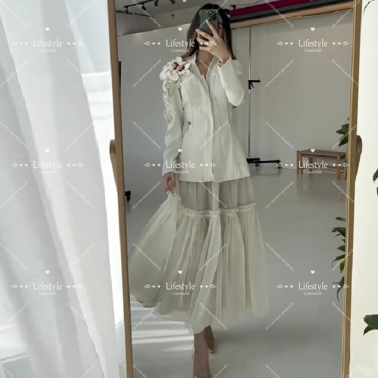 Customized Elegant Luxury Evening Dress Flowers Beaded Long Sleeve A-Line Shiny White Party Dress For Formal Occasion Prom Dress