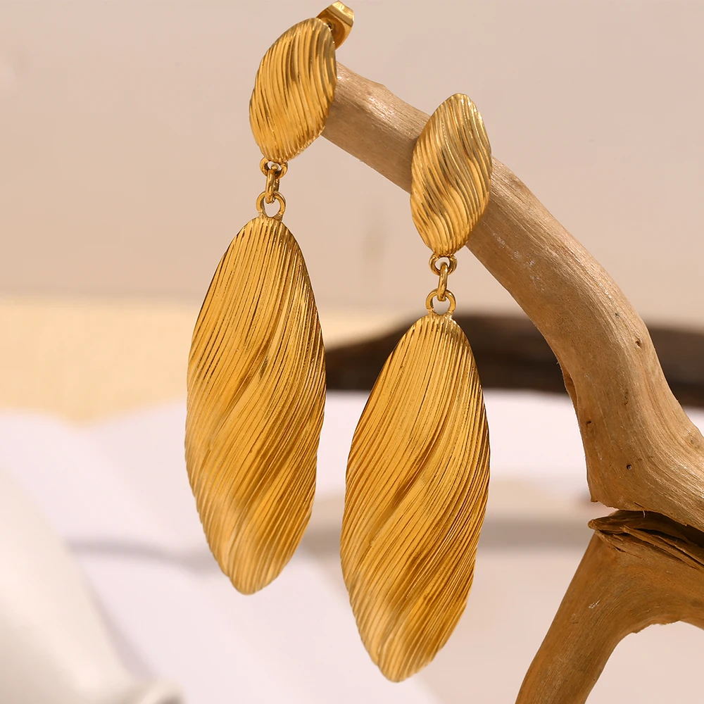 E.B.belle Vintage Feather Texture Earrings Hypoallergenic Stainless Steel 18K Gold Plated Fashion Women Jewelry Party