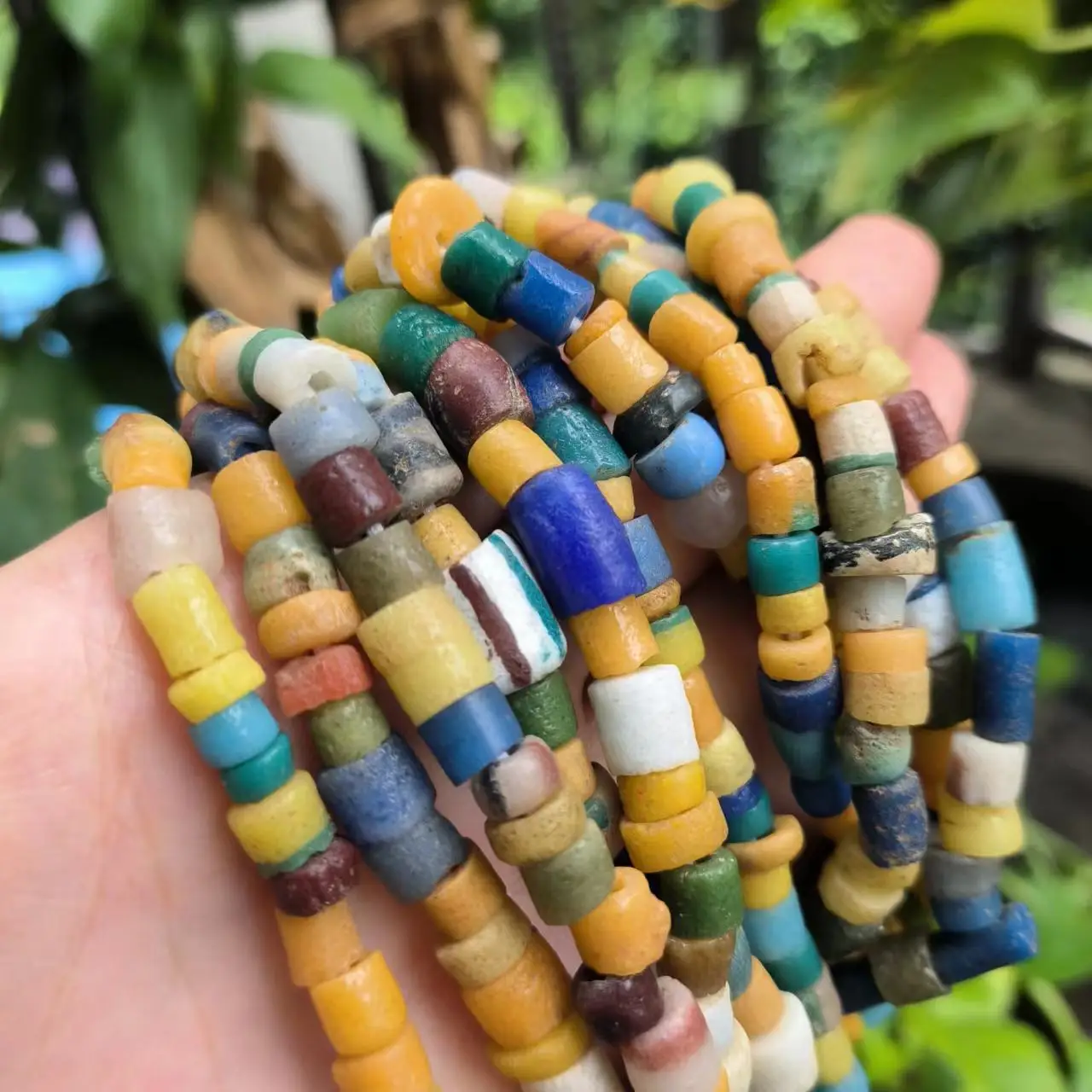 1pcs/lot Natural African Old Glass Bead String Thousands of years of traditional handmade spring and summer colors folk-custom