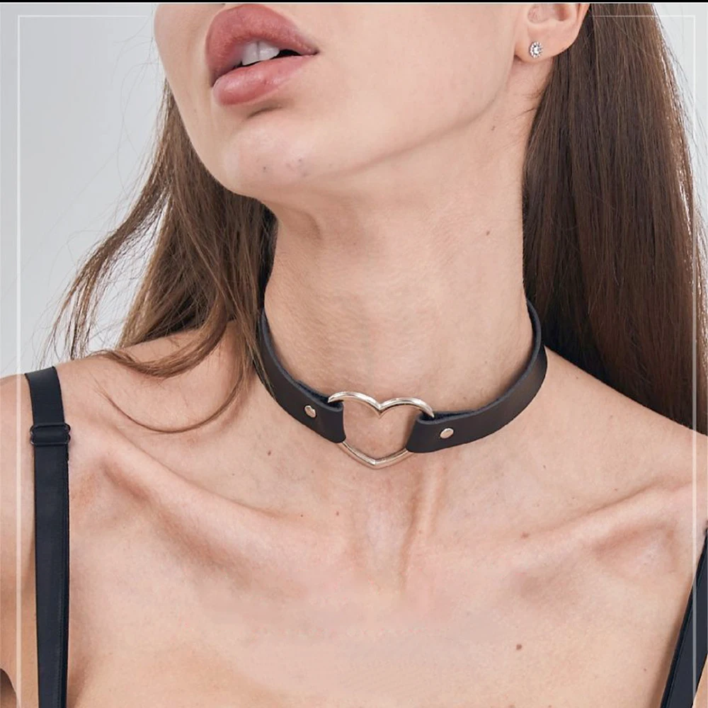 Women Punk Leather Sexy Collar Necklaces Round Trendy Neck Heart Harajuku Choker Gothic Bondage Women Neck Accessories