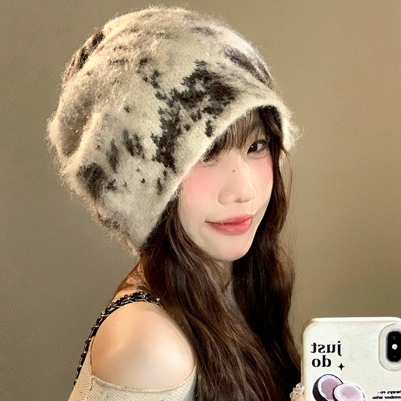 Winter Hat for Women Chunky Knit Beanie Oversized Foldable Thickened Warm Cap for Small Face, Soft Wool Blend Headwrap Vintage view 3