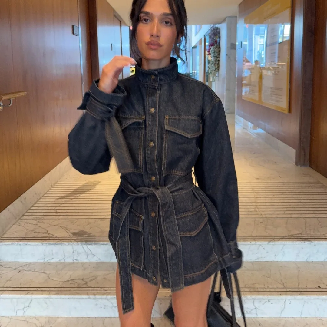 

2025 европейская и американская женская повседневная модная однобортная джинсовая куртка с воротником-стойкой и воротником-стойкой