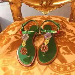 Sandali con strass di cristallo occidentale fiori sandali fibbia alla caviglia punta aperta piatto donna dolce estate spiaggia scarpe piatte Casual sandali