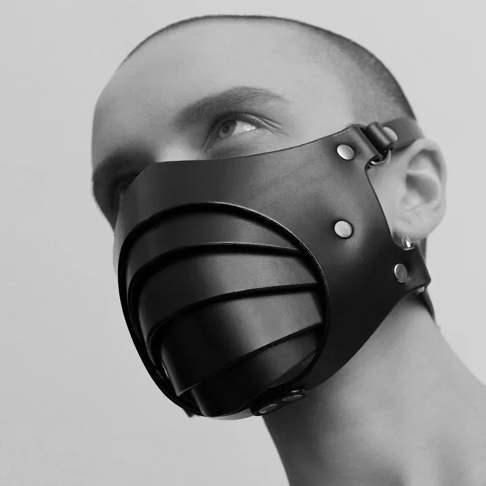 A three-dimensional Diablo Gothic heavy industry locomotive subculture personalized anti-dust mask