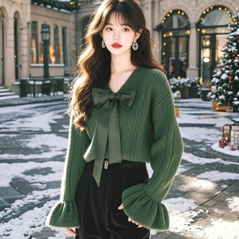 

Зеленый свитер с v-образным вырезом и бантом, пуловер с расклешенными рукавами для женщин, осенне-зимняя офисная одежда, элегантный модный стиль