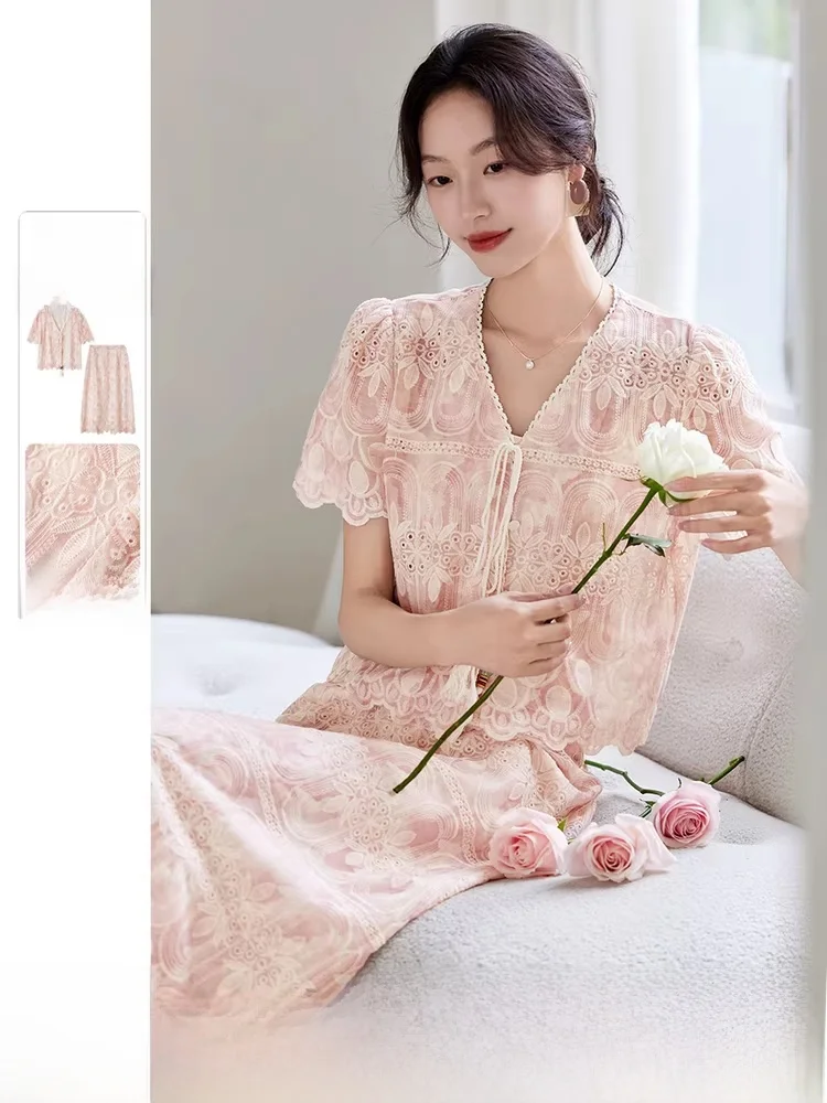 

Spring New Women's V-neck Short Sleeve A-line Skirt Set Elastic Waist Split Hem Fashionable Two-piece Youth Summer Outfit