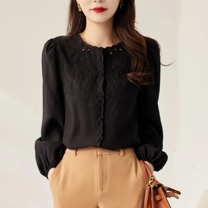 Chemisier à manches longues et col rond pour femme, Style français élégant, broderie de tempérament, manches lanternes, petit haut, printemps et automne