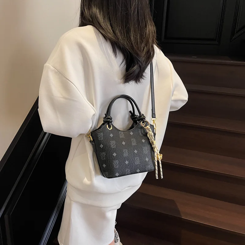 

2025 Printed Bucket Bag - Fashion Shoulder & Crossbody Purse, Retro Patterned Handheld Tote for Women