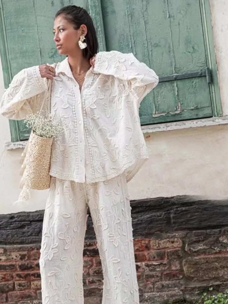 2025 kobiet elegancka bawełniana pościel z długim rękawem topy z klapami kobiece eleganckie luźne Streetwear biała jednorzędowa żakardowa bluzka na co dzień