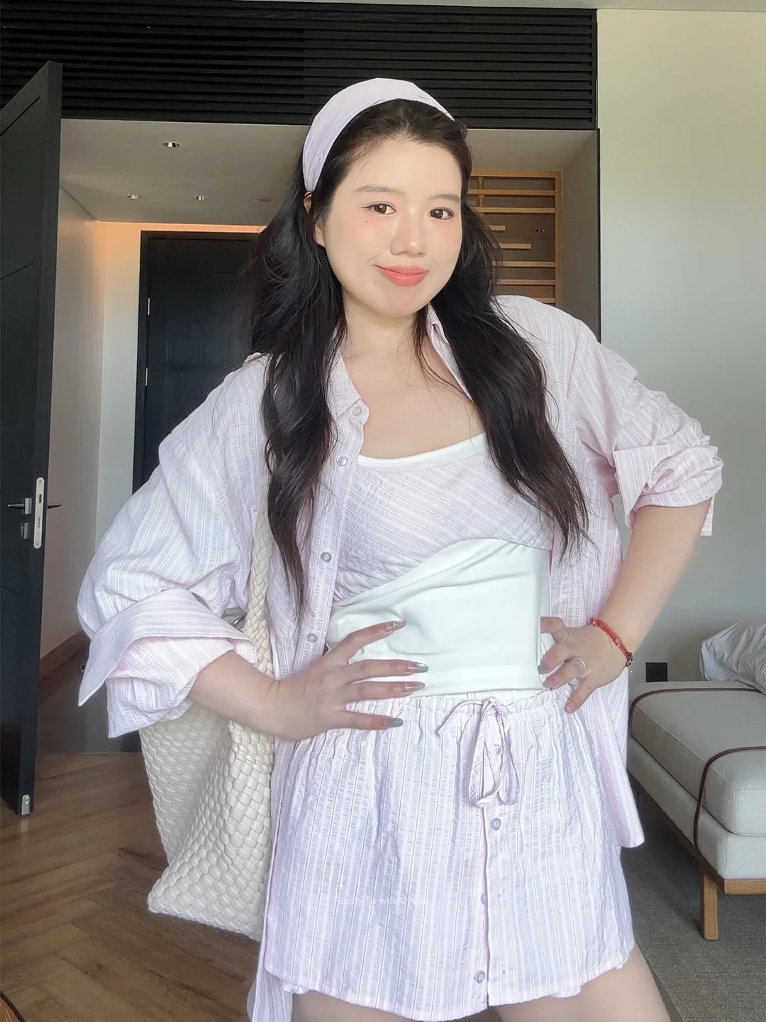 

Mimi Microporous Large Size Fashionable Striped Shirt Halter Skirt Three Piece Set Spring High Waist Midi Shirt Women's Ensemble