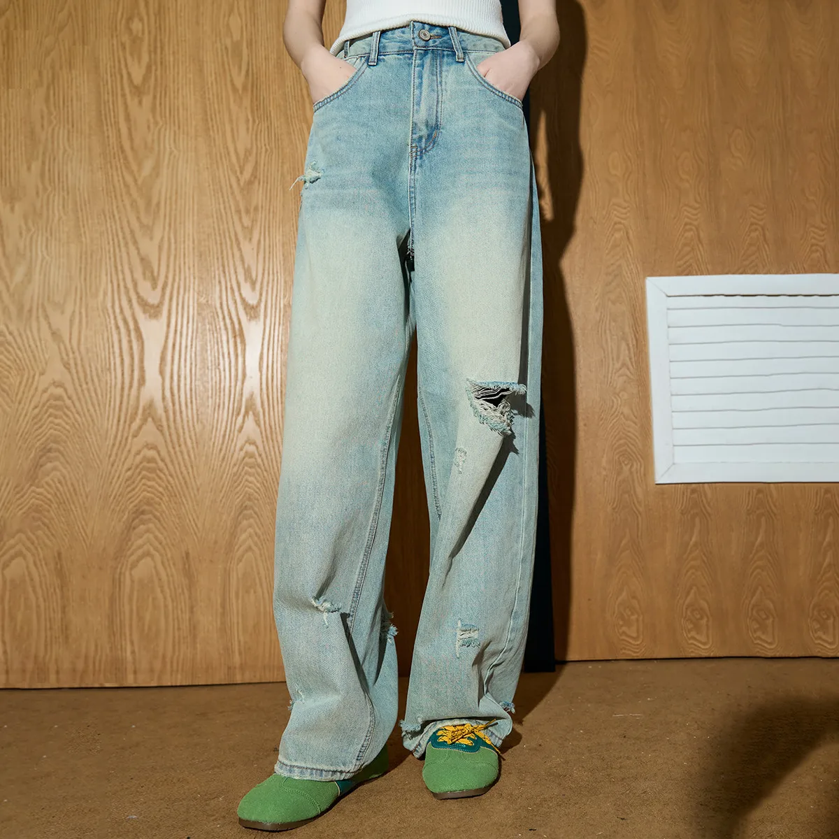 

2025 Summer Women's Wide Leg Jeans High Waist Straight Distressed Denim Irregular Ripped Casual Pants Washed Loose Fit Trousers