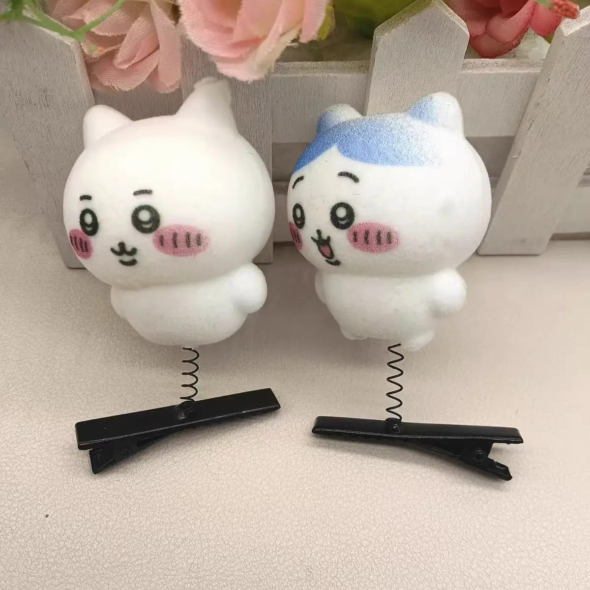 Cute Chiikawa Hair Clip Girl 2025 New Funny Hachiware Side Clip Haircao Sakya Fun Bangs Bb Chuck Nakrycie głowy Przyjaciel Prezent