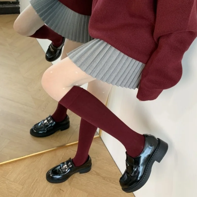 White Socks Women's Solid Color Seamless Cotton Knitted Stockings Autumn/Spring Knee High Sock JK Retro Long Compression Socks