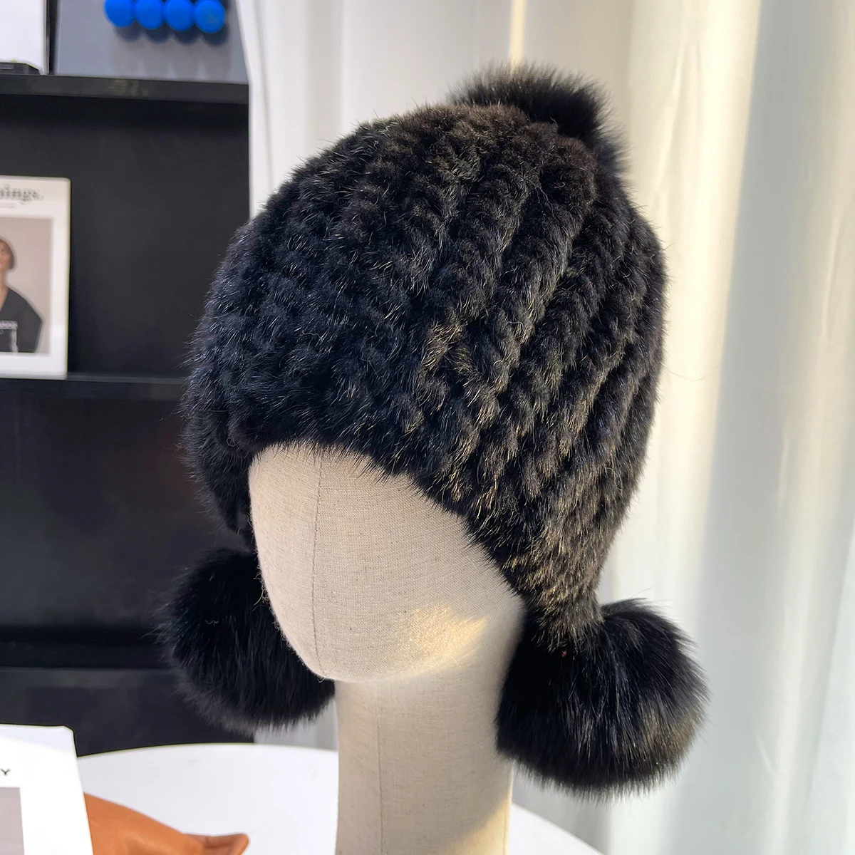 Winter Hot Sale Knitted Mink Fur Ear Warm Cap Real Mink Fur Hat For Women The Spiral Beanies Caps With Fox Fur Pompom On The Top