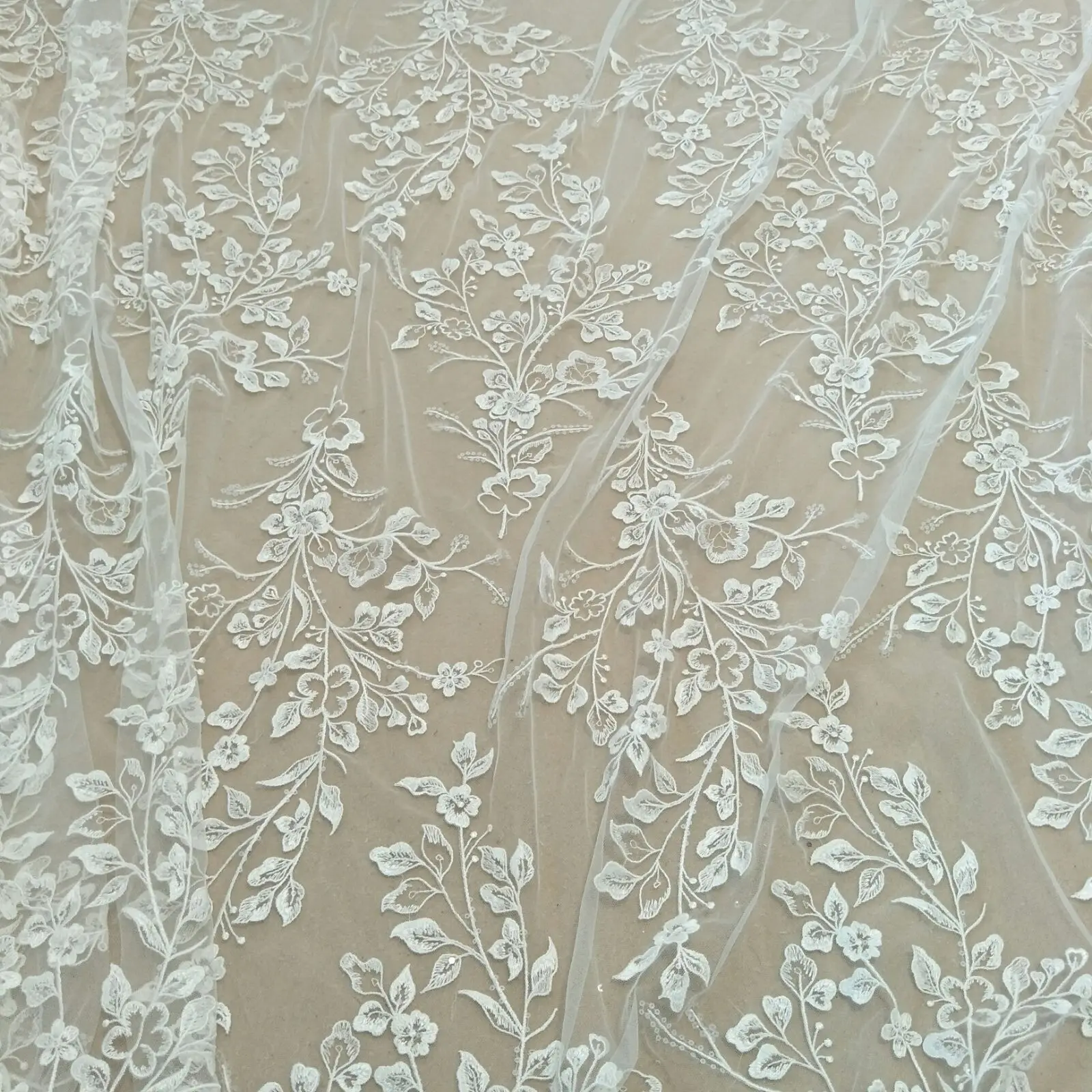 Fashion leafs flower wedding dress lace applique party dress lace fabric 130cm width sell by yard