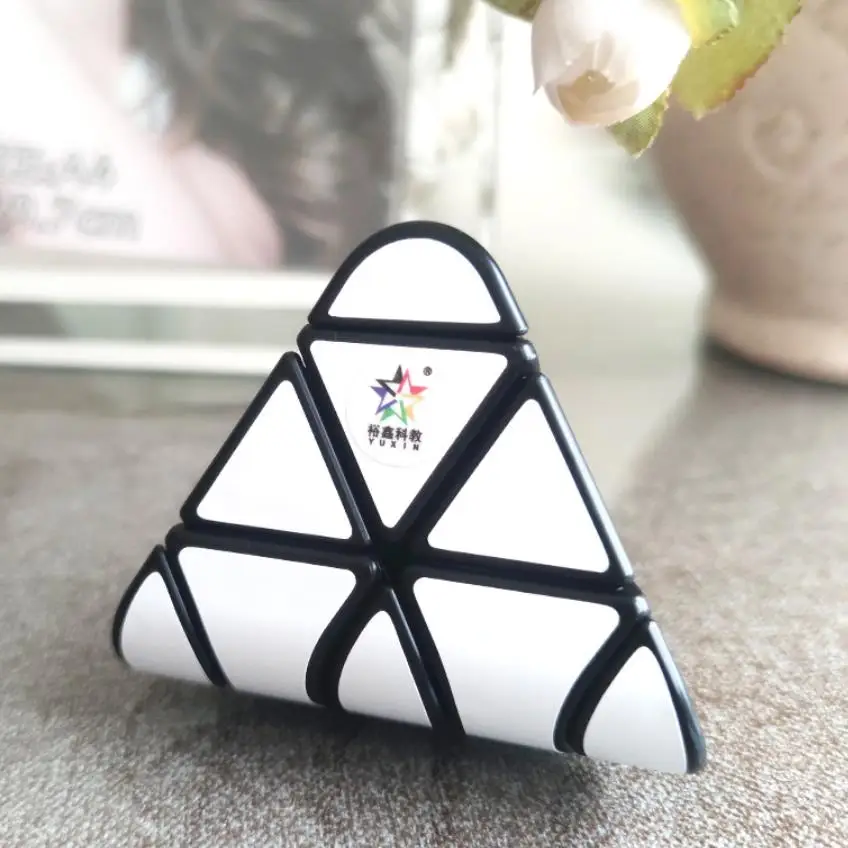 Черный кубик Рубика 3x3x3 YinXin, пирамидальный, с закругленными углами, развивающая головоломка для детей, подарок