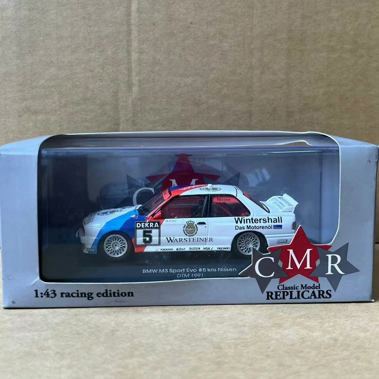 

Модель BMW M3 SPORT EVO в масштабе 1/43 (Diecast CMR) # Модель автомобиля из сплава 5A, 1991 года выпуска