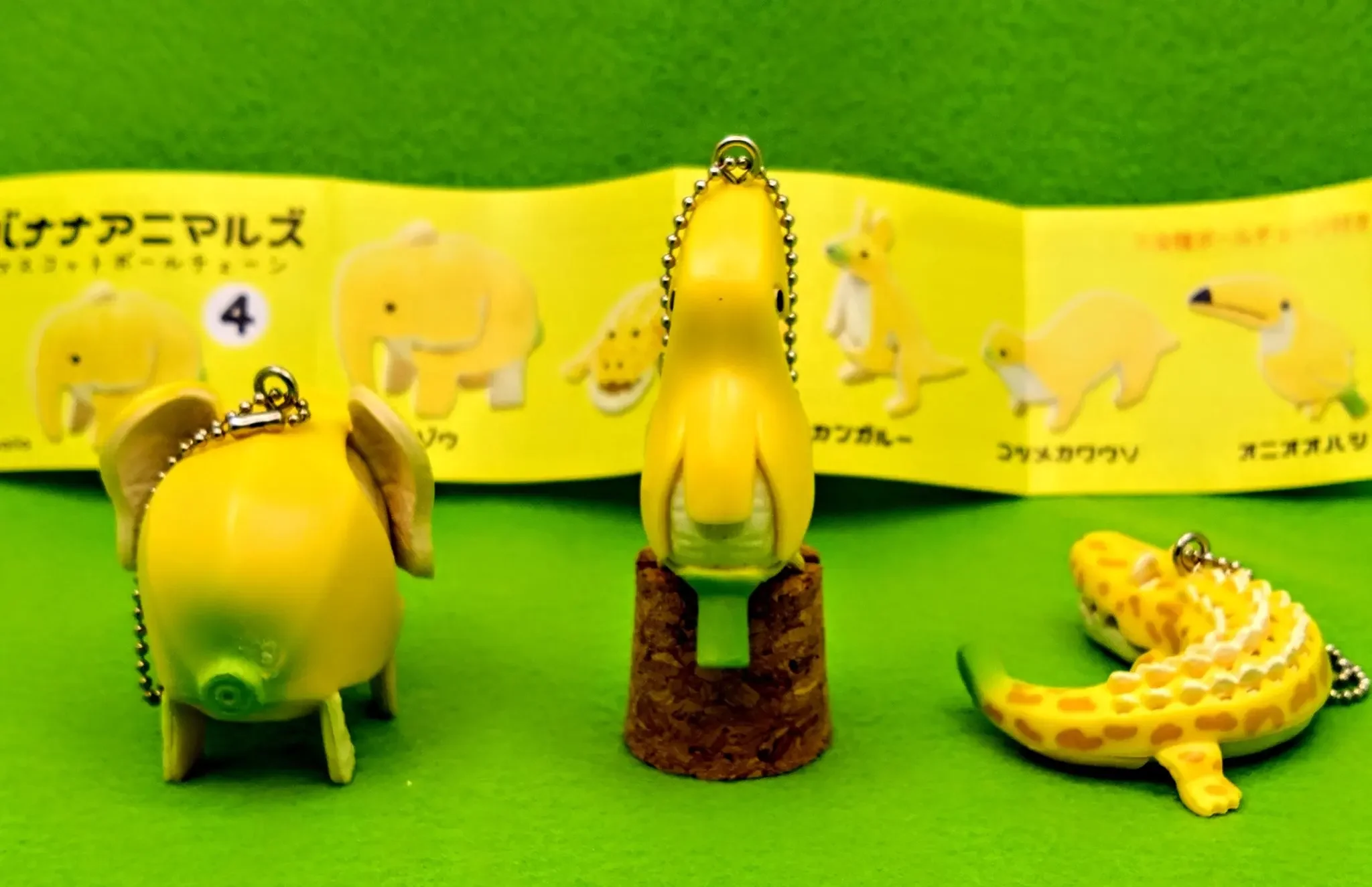 Qualia capsule toys Banana Animals Mascot Ball Chain Part.4 cute yellow Elephant Crocodile Kangaroo Otter Toucan figures pendant