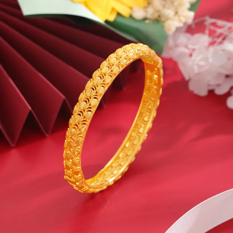 QEENKISS Vintage Gold Flower Bracelet For Women Hollow Bangle Wedding Party Birthday Christmas Bride Mother LadyGirl Gift BT5315