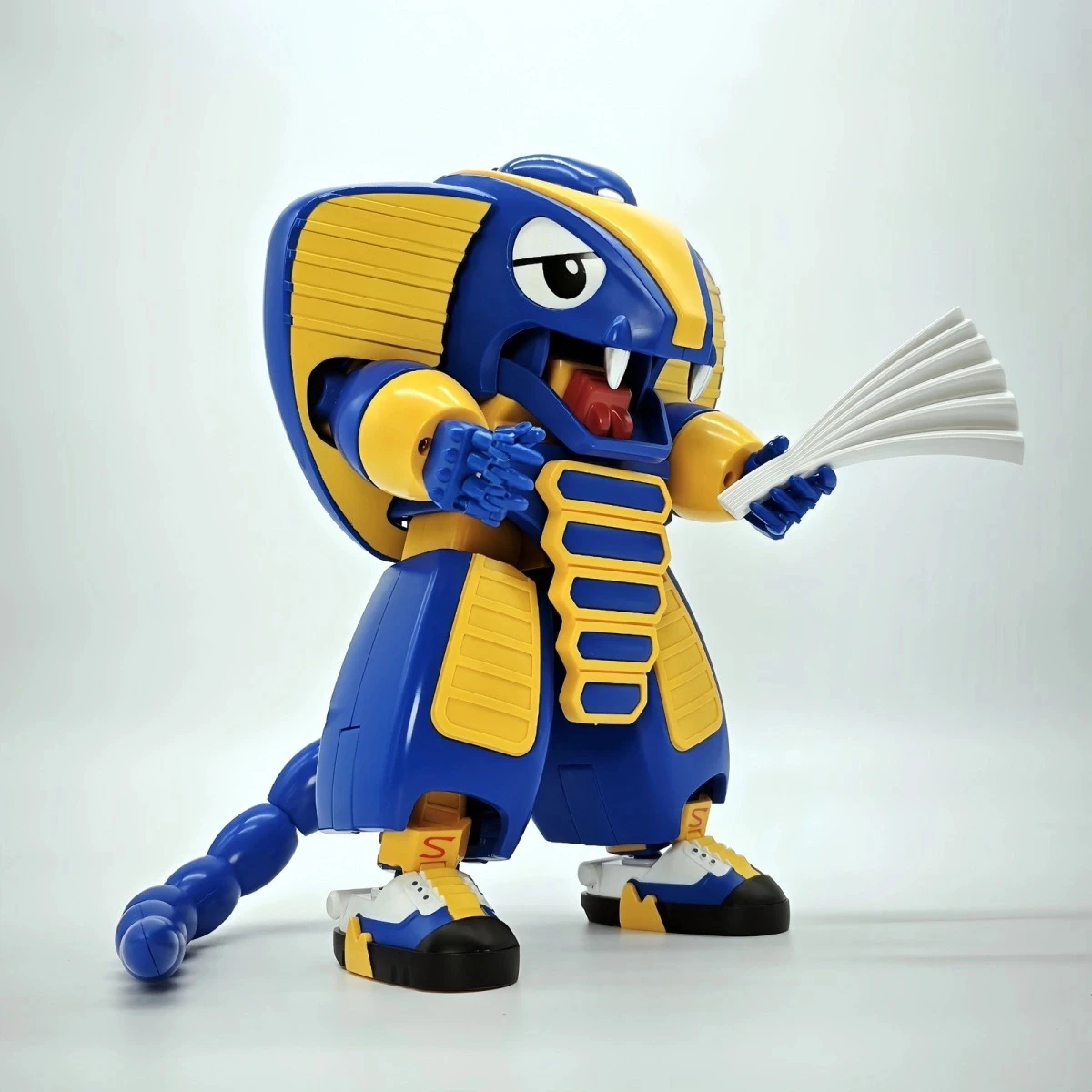 متوفر في المخزون لعبة التحول الجديدة Bicross Kabutack Cobrander شخصيات الحركة تمثال نموذج روبوت مجموعة اللعب الهدايا