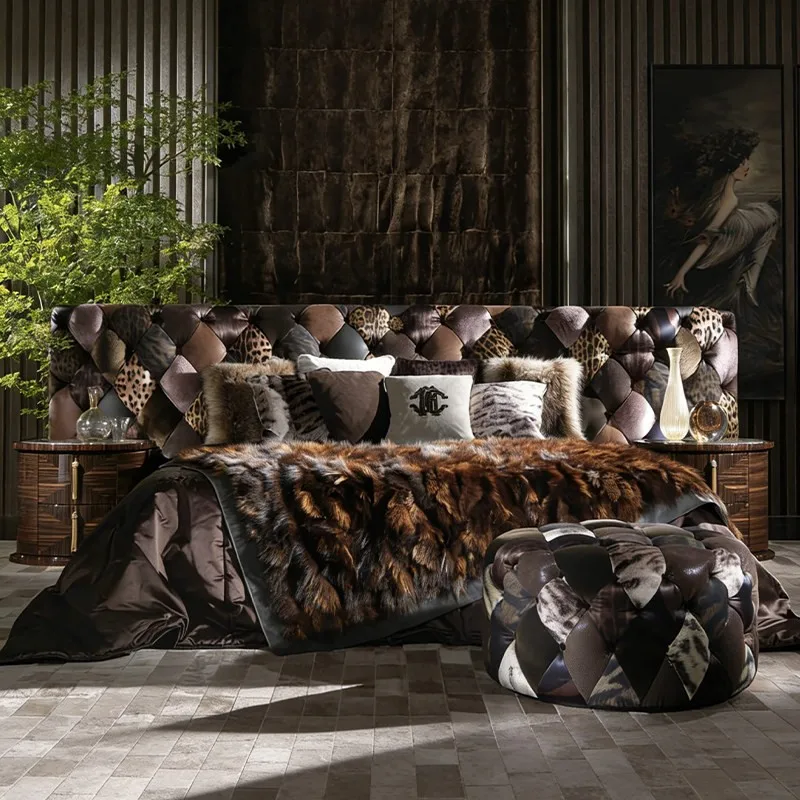 *Italian Villa Furniture - Minimalist Modern, Leopard Print Bed, Light Luxury Retro Widescreen Double for Hotel Home