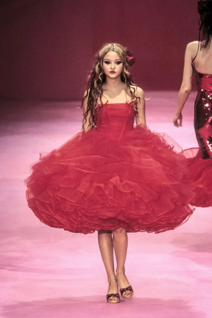 Princess Very Puffy Red Tulle Mid Women Dresses Strapless Tutu Tulle Ball Gowns Big Volume Tulle Maxi Dress To Party