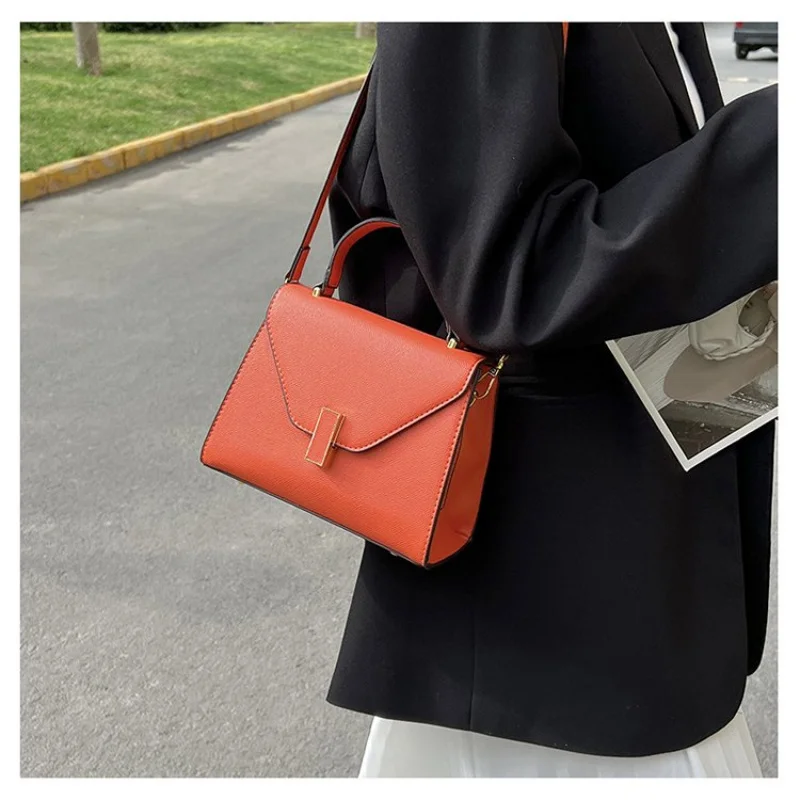 

Шикарная кожаная сумка-мессенджер от известного дизайнера для модных дам - женская сумка через плечо, элегантная сумка-тоут