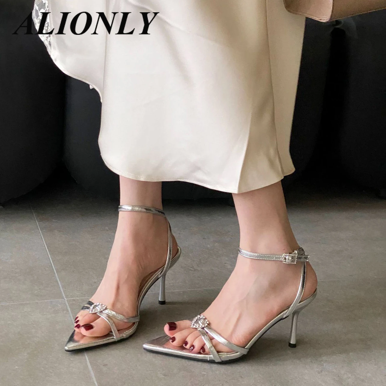 

Alionly 2025/Новые пикантные сандалии с пряжкой и ремешком, женские летние вечерние, свадебные, банкетные, модные клубные туфли с открытым носком для стриптиза на каблуке