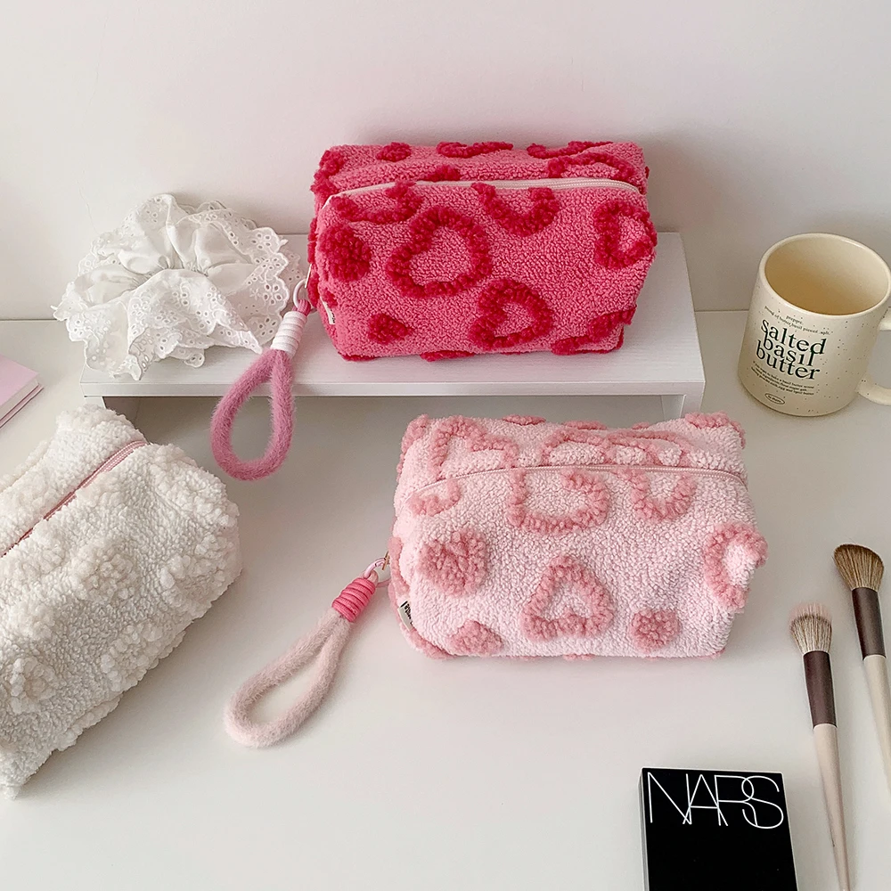 حقيبة تنظيم ثابتة ذات سعة كبيرة من Ins Style، حقائب أقلام للطلاب من القطيفة على شكل قلب، حقيبة مكياج بسحاب