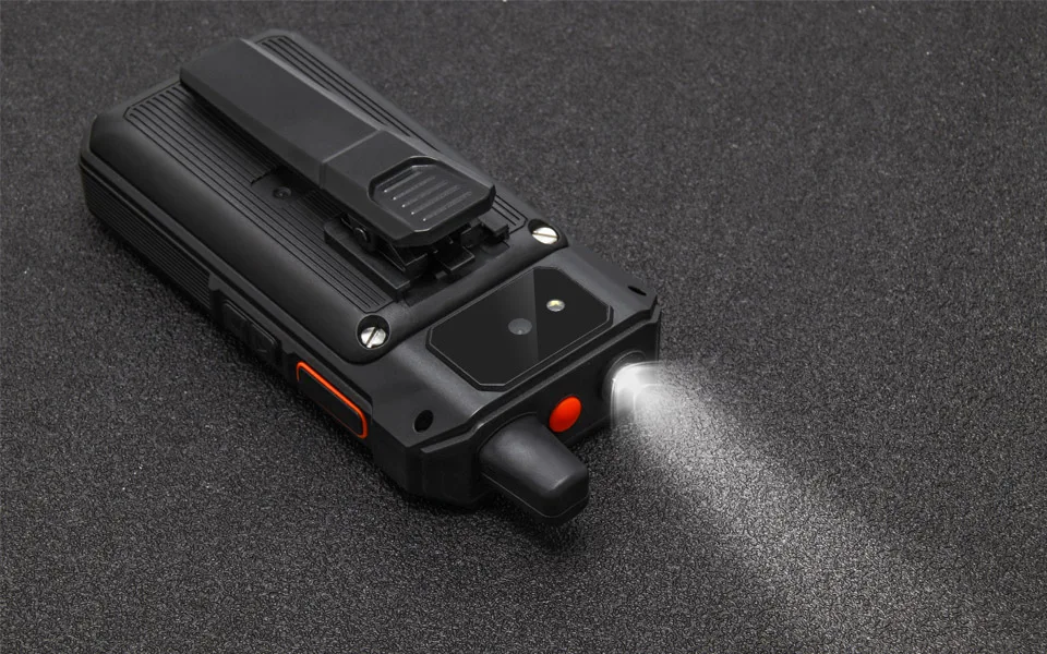 

UNIWA F80S 2W Loudspeaker 4G Walkie Talkie With Special PoC/SOS Buttons Support GPS/BDS/GLONASS