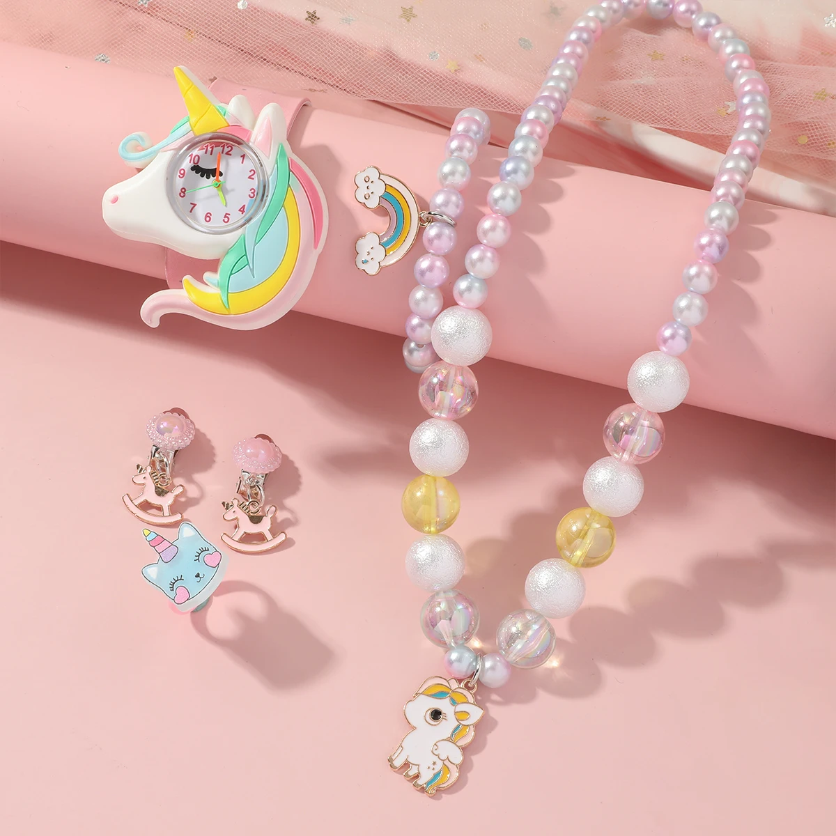 

Симпатичные силиконовые радужные кварцевые часы в форме единорога с цветной стрелкой "pa pa" из шести предметов, подходят для подарка на Рождество и Хэллоуин