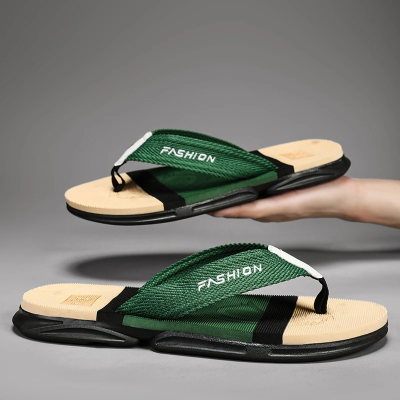 รองเท้าแตะผู้ชายแบบใหม่ ขนาดใหญ่ ทันสมัย สวมใส่สบาย พื้นหนา น้ำหนักเบา เหมาะสำหรับเดินป่า ลุยน้ำ