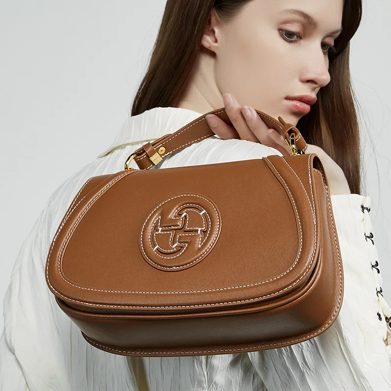 

2025 New Women's Saddle Bag Leather Handbag Vintage Crossbody oulder Bag Luxury Underarm Bag Versatile Summer Faion