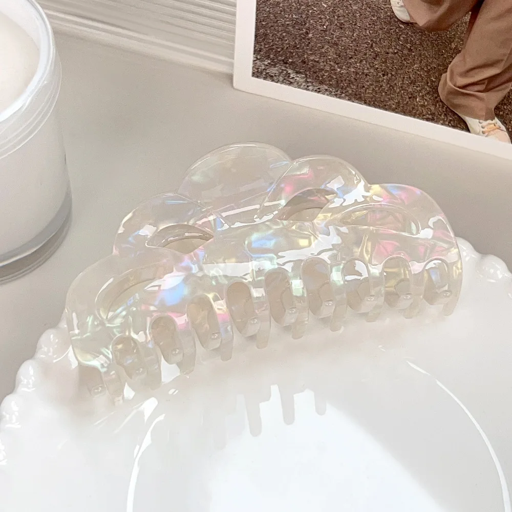 Jepit Rambut Berongga Sederhana Jepit Rambut Besar Elegan Klip Hiu Aksesori Jepit Rambut Temperamen untuk Wanita