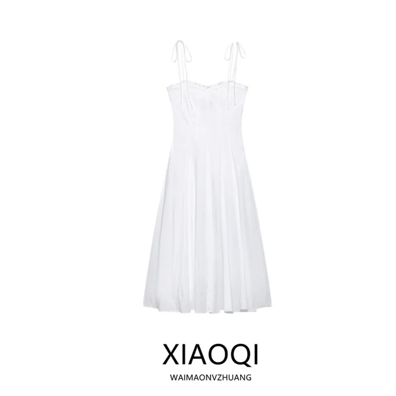 Vestido Midi F Verão 2025 em Seda Twill com Alça Decorativa e Design em Camadas, Estilo Casual, Sem Mangas, Decote, Ou...