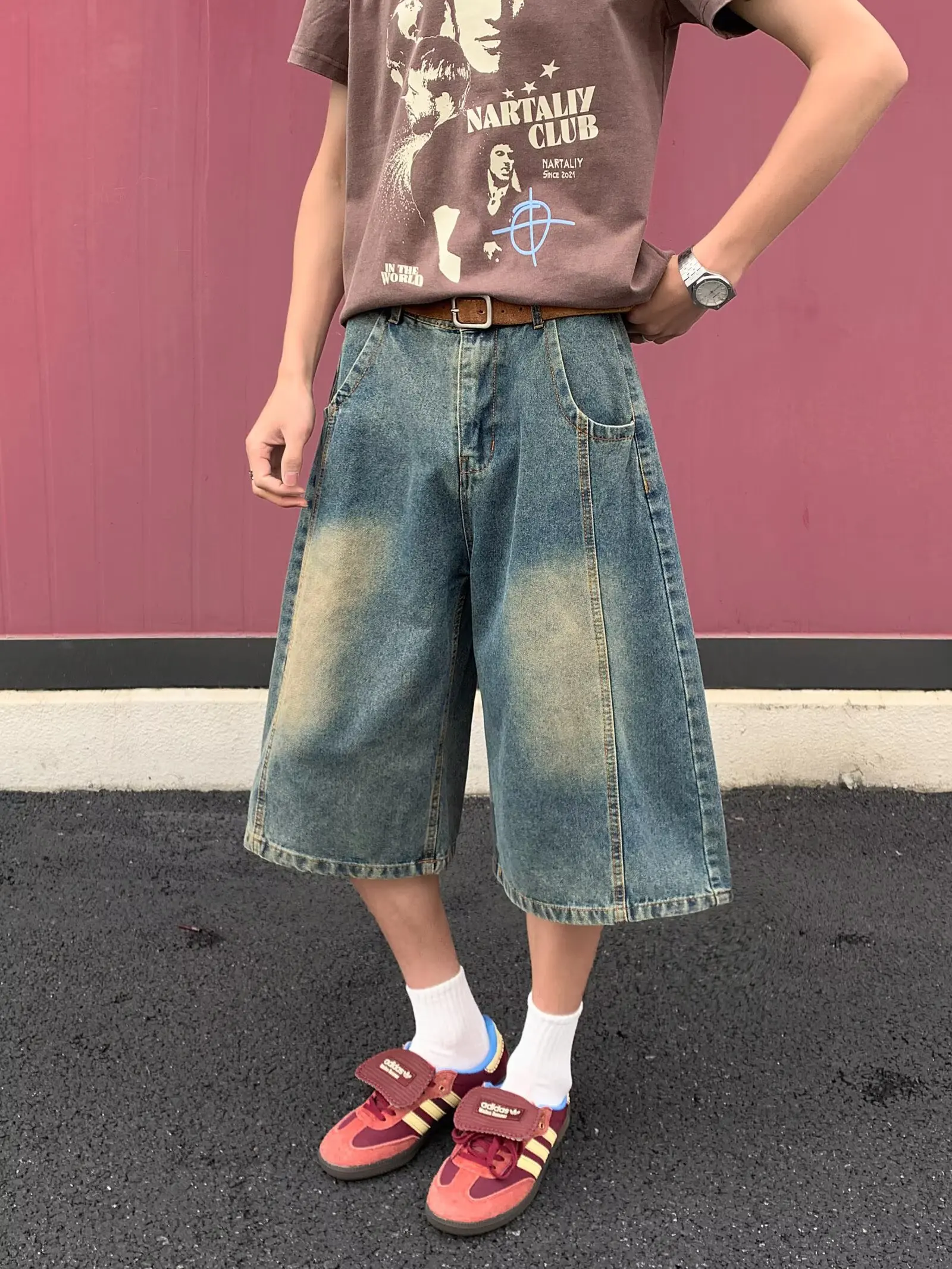 Calças de Denim Estilo Americano com Efeito Desgastado, Calças Largas de Corte Solto para Homens e Mulheres, Tendência de Verão
