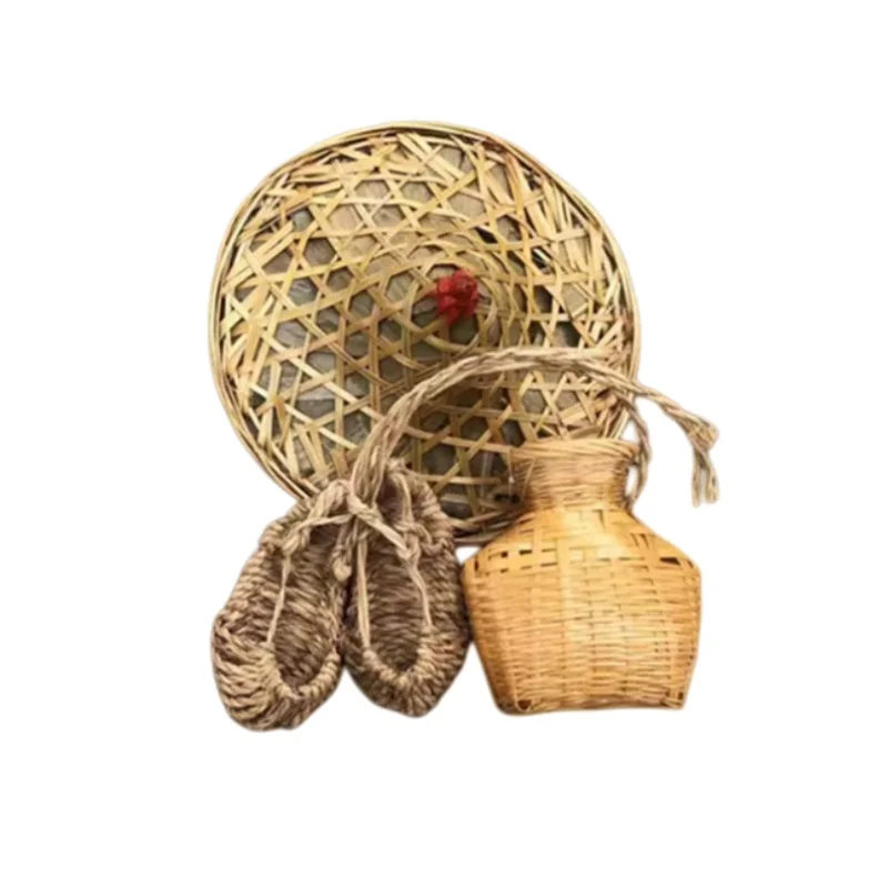 

Mini Woven Grass Shoes Miniature Handicrafts Red Army Straw Sandals Mini Fish Basket Bamboo Hat Herringbone Shoes Scissor Shoes