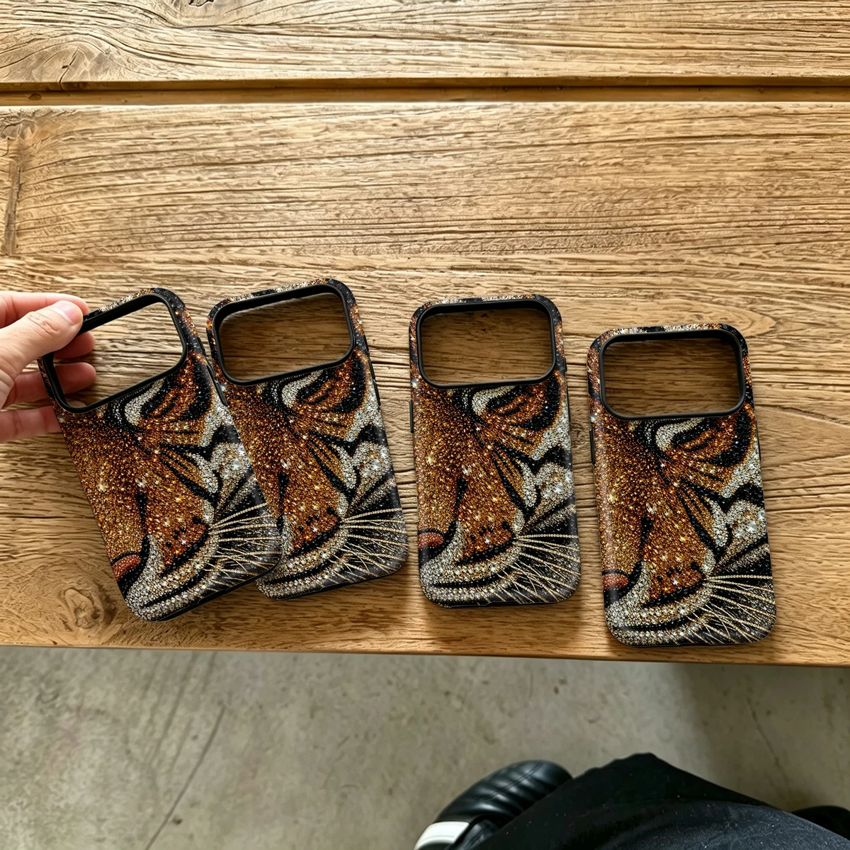 Crystal Tiger Face Luxury Hard Shock-Absorption Phone Case For Samsung Galaxy S26 S25 Ultra S24 S23 Plus 2-in-1 Protective Cover